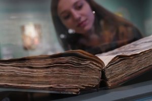 Протоиерей Смирнов призвал учить детей церковнославянскому языку вместо английского
