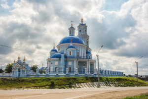 Великолепный храм в Сибири.
