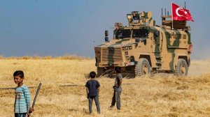 Финляндия осуждает нападение Турции на Сирию и замораживает оружейный экспорт в страну. Турция в среду напала на курдов в Северной Сирии