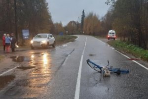 Пенсионерка, которую сбил автомобиль в Лихославльском районе, умерла в больнице