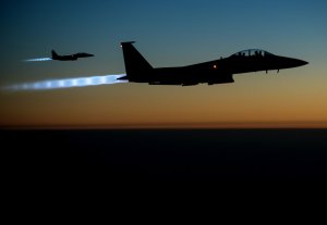 Военные коалиции США разбомбили свой склад в Сирии
