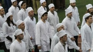 "Мы признаем себя страной третьего мира": Массовые бунты врачей России - возврат к 1990-м?