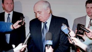 "Как предать народ": Пользователи Рунета заявили о единственном совете, который может дать Горбачев