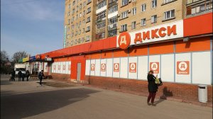 В Петербурге разыскивают бородатого любителя сладостей, который обидел «Дикси» на 53 плитки шоколада