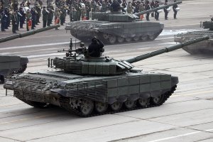 Стойкость и простота: чем Т-72 удивил канадских танкистов