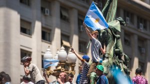 В Аргентине завершилось голосование на президентских и парламентских выборах