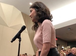 "Поддерживая Армению, вы рукоплещете убийцам женщин и детей... "  (Арзу Мамедова поставила на место Владимира Познера )