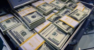 Белоруссия потребовала у структуры ЕАЭС 200 млн долларов