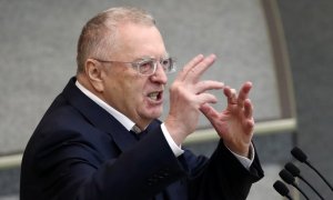 Жириновский предложил снабдить военные части проститутками
