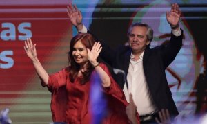 Новый президент Аргентины предлагает народу социальный пакт