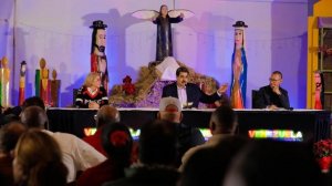 El Mundo: чтобы отвлечь венесуэльцев, Мадуро приблизил Рождество