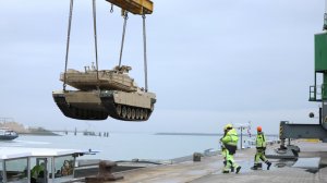 Stars and Stripes: несмотря на «угрозы» со стороны Москвы и Пекина, боеготовность США оставляет желать лучшего