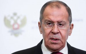 Лавров: неонацисты на Украине "в грош не ставят" миролюбивые инициативы украинской власти
