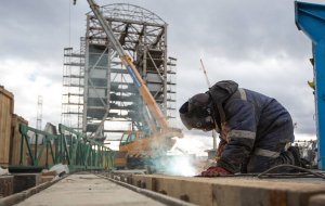 По делам о нарушениях при строительстве космодрома Восточный осудили 58 человек  (По данным СК, в суды направлены более 40 дел о хищениях)