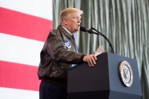 Трамп грозит Токио и Сеулу: «Дружба дружбой, а денежки врозь».