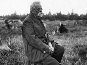 87-летний академик-снайпер убил десяток немцев. Николай Морозов был народовольцем и дожил до Победы