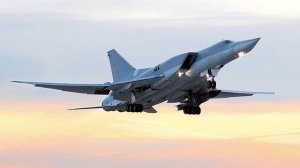 СМИ: Россия достала из заначки ракетоносец (Россия расконсервировала ракетоносец Ту-22М3)