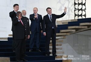 Жэньминь жибао (Китай): Роль БРИКС будет только возрастать на фоне кризиса в мировой экономике