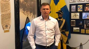 Заммэра Славянска выгнали из бара за просьбу выключить песни Газманова