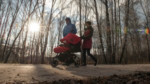 В России отменят выплаты в 50 рублей по уходу за ребенком