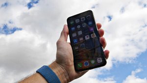 Apple отображает Крым как территорию России, заявили в Госдуме