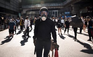 Трамп подписал закон о санкциях за нарушение прав человека в Гонконге