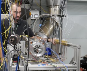 ВВС США разрабатывают компактный реактивный двигатель