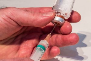 Развитие рака может спровоцировать вакцинация