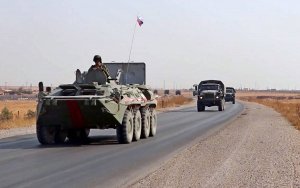 Минобороны продолжает переброску техники на новые военные базы на севере Сирии