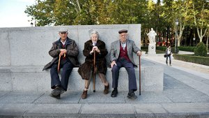 Ученые назвали три этапа старения человека: 34, 60 и 78 лет