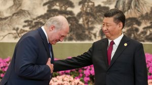 Рассчитаться с Россией: Белоруссия займет у Китая  (Лукашенко одобрил кредит на $500 млн от Китая)