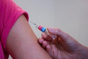 Вакцинировать детей в обязательном порядке предложила главный педиатр Ростовской области