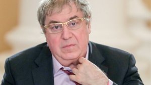 «Тихо, мирно, без стрельбы»: Очевидец о визите оперативников в компанию Гуцериева  (Акции «М.Видео» упали на фоне сообщений об обысках у Гуцериева)