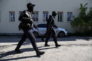 Силовики задержали корреспондентку Baza, писавшую про стрельбу. Она не выходит на связь