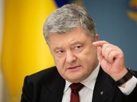 Порошенко требует созыва СНБО и введения санкций против прямых поставок газа из России