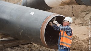 [«проиграть бой»*] Санкции США научат Газпром укладывать трубы: «Разбитые армии хорошо учатся»**