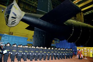 Первую серийную атомную подлодку проекта "Ясень-М" спустили на воду