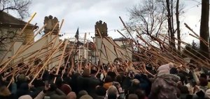 Украина ответила на открытие Крымского железнодорожного моста рекордом по игре на трембите