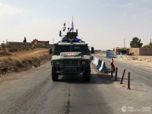 Российская военная полиция заняла опорный пункт американцев в Сирии