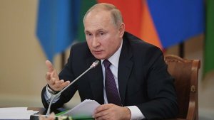 "Памятник за высылку евреев". Что не нравится Варшаве в словах Путина