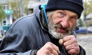 Бомж отсудил 140 тысяч у фитнес-клуба, в котором он поселился