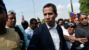Гуаидо сняли с поста главы Национальной ассамблеи Венесуэлы