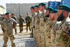 Словакия передислоцировала военных из Ирака (Польша намерена оставить военный контингент в Ираке)