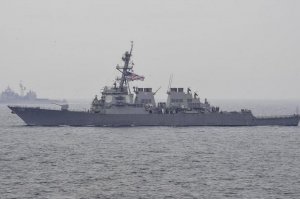 Минобороны обвинило американский эсминец в сближении с российским кораблем