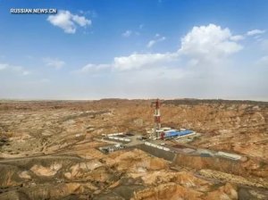 10 тысяч метров! На Таримском нефтегазоносном бассейне сообщили о прорыве в сфере сверхглубокого бурения