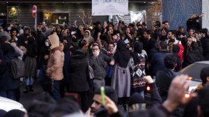 Британия назвала задержание своего посла в Иране нарушением международного права
