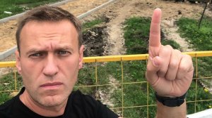 Блогера Навального и его сторонников обвинили в трате пожертвований ФБК на личный отдых (Алексей Навальный с супругой провели отпуск в Таиланде)