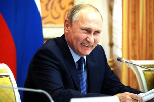 Материнский капитал (466 тысяч 617 рублей) в России будут выдавать при рождении первого ребенка