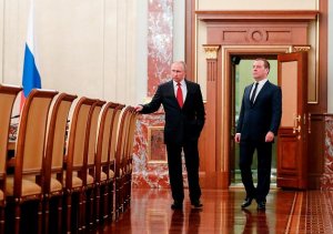Focus объяснил причины перестановок в Кремле