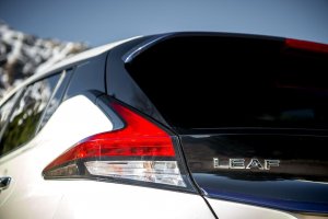 Заряжать электрокары становится менее выгодно, чем заправлять легковушку бензином